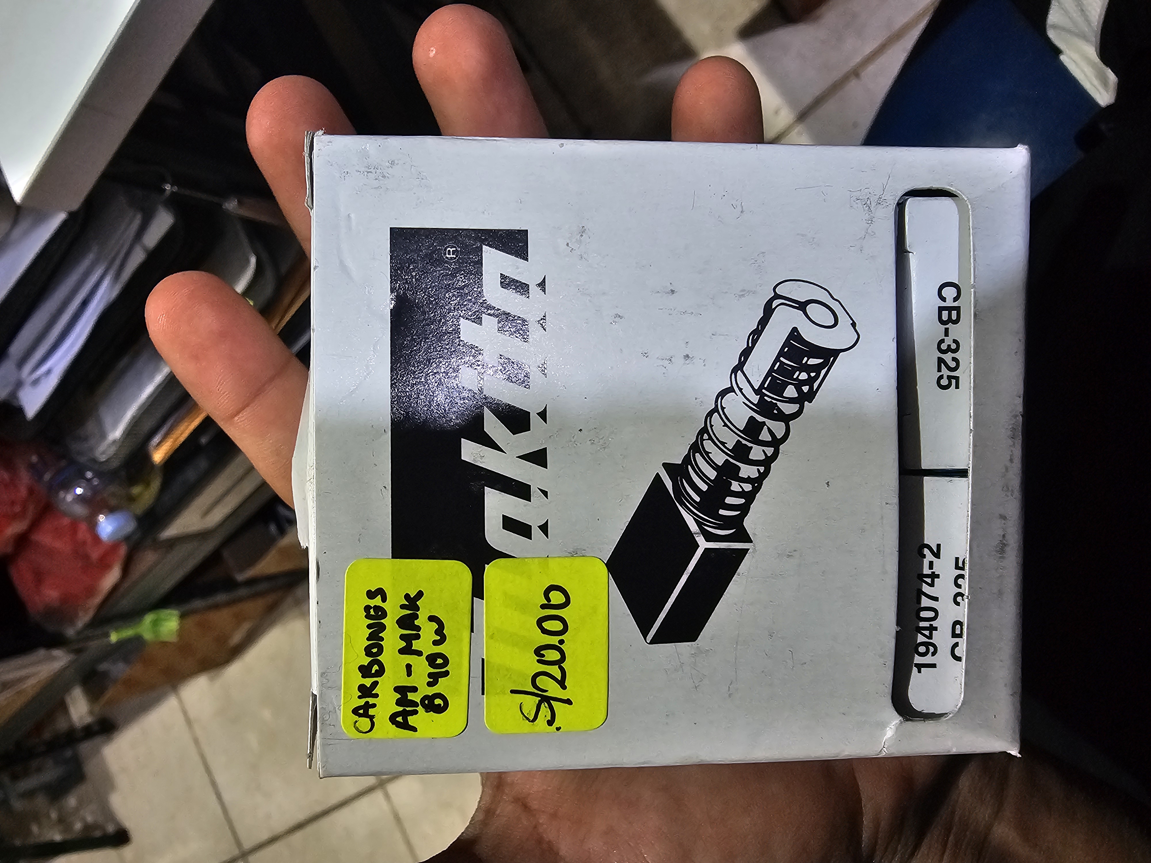 CARBONES PARA AMOLADORA MAKITA DE 840 W