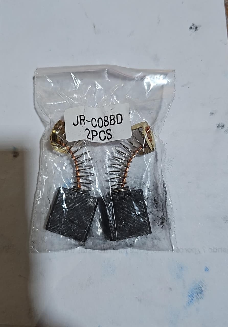 CARBONES GENERICO MARTILLO MOD MAKUTE JR-C088D